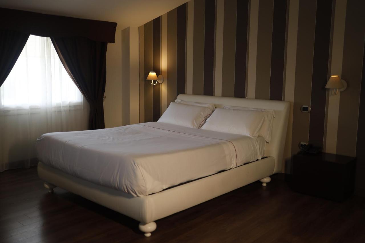 Monteforte Irpino Virginia Resort & Spa - Adults Only מראה חיצוני תמונה
