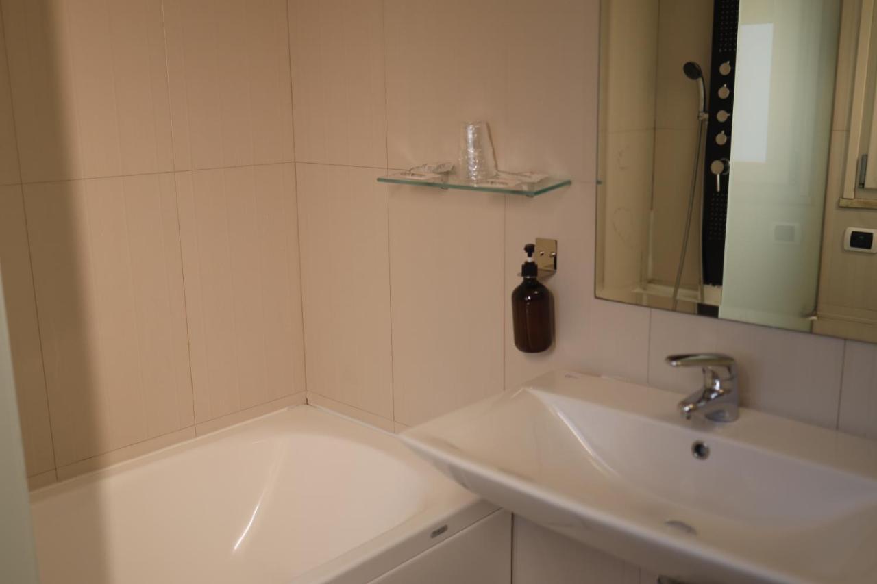 Monteforte Irpino Virginia Resort & Spa - Adults Only מראה חיצוני תמונה